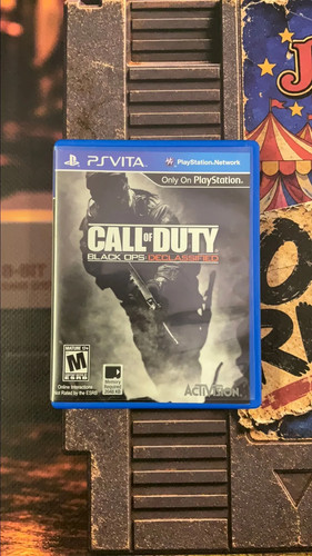 Call duty black ops - black,